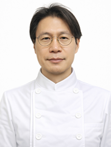 신재근